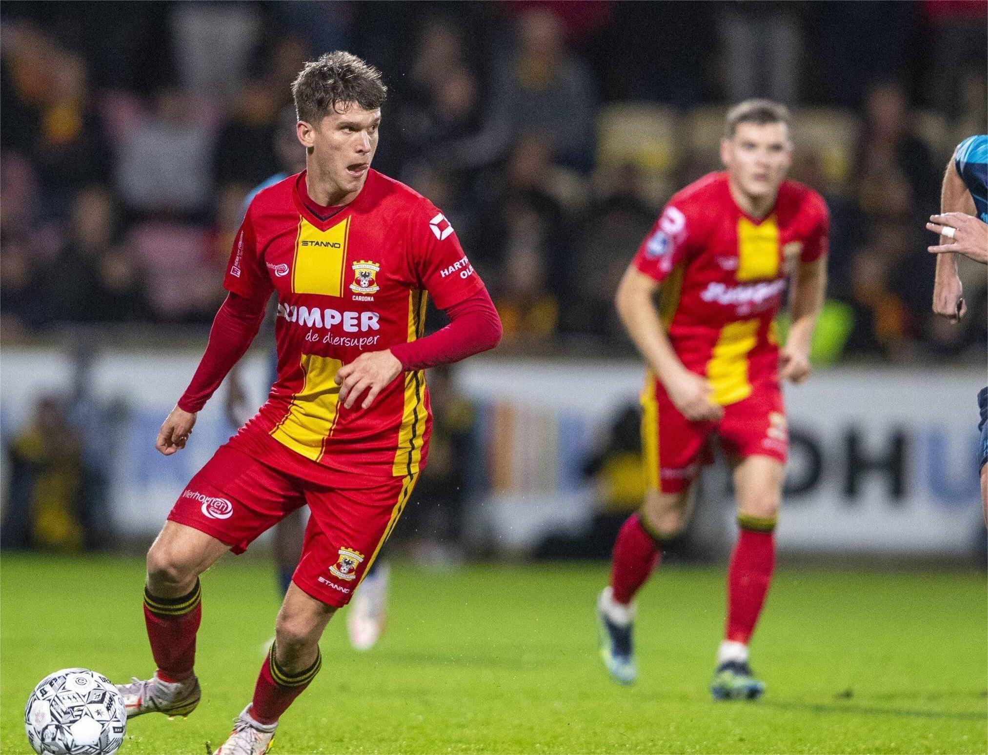 在面对对方 在面对对方